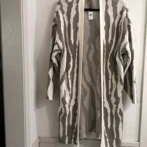 Express Snake Pattern Knitted Cardigan